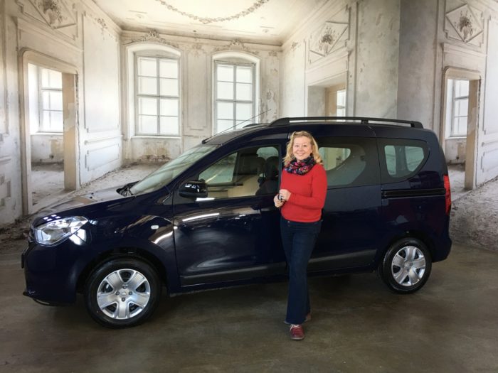 Dacia Dokker Comfort Marine Blau