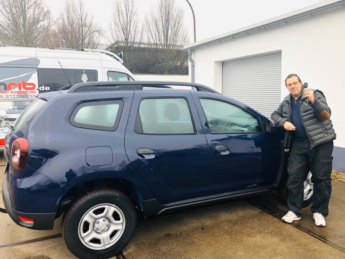 Kundengalerie Dacia Duster Essential Marine Blau